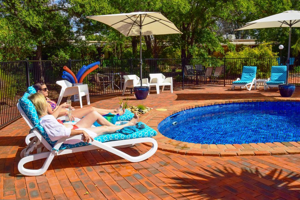 River Country Inn (Adults Only) Моама Экстерьер фото