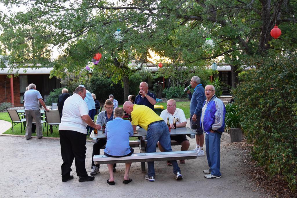 River Country Inn (Adults Only) Моама Экстерьер фото